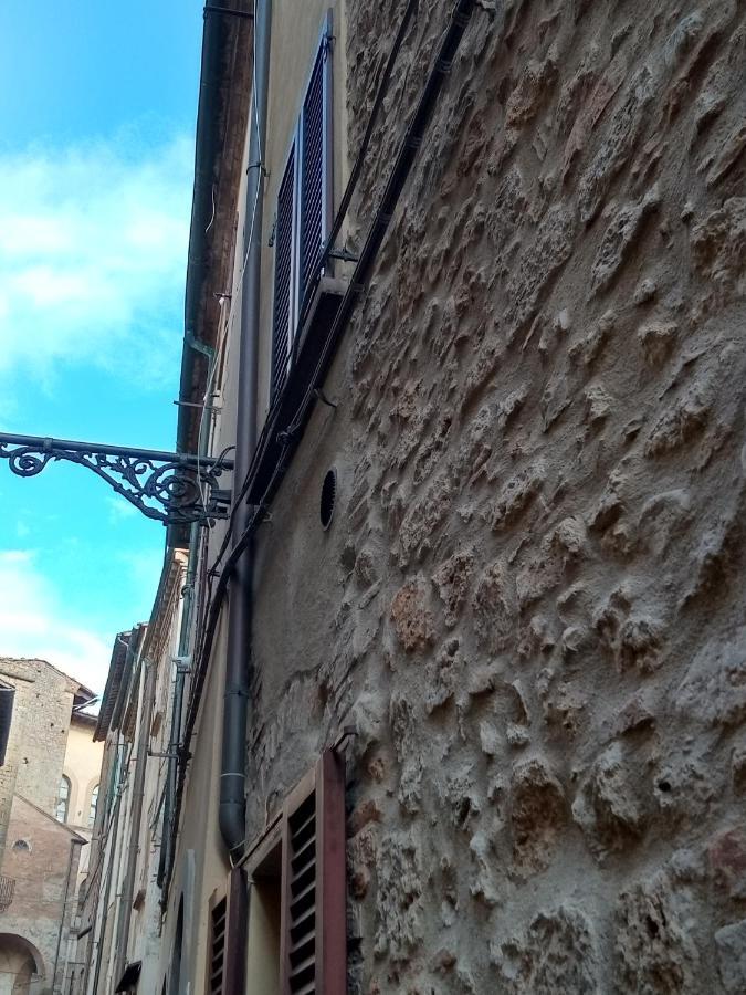 Appartamento Il Mandorlo Nel Centro Di Βολτέρρα Εξωτερικό φωτογραφία